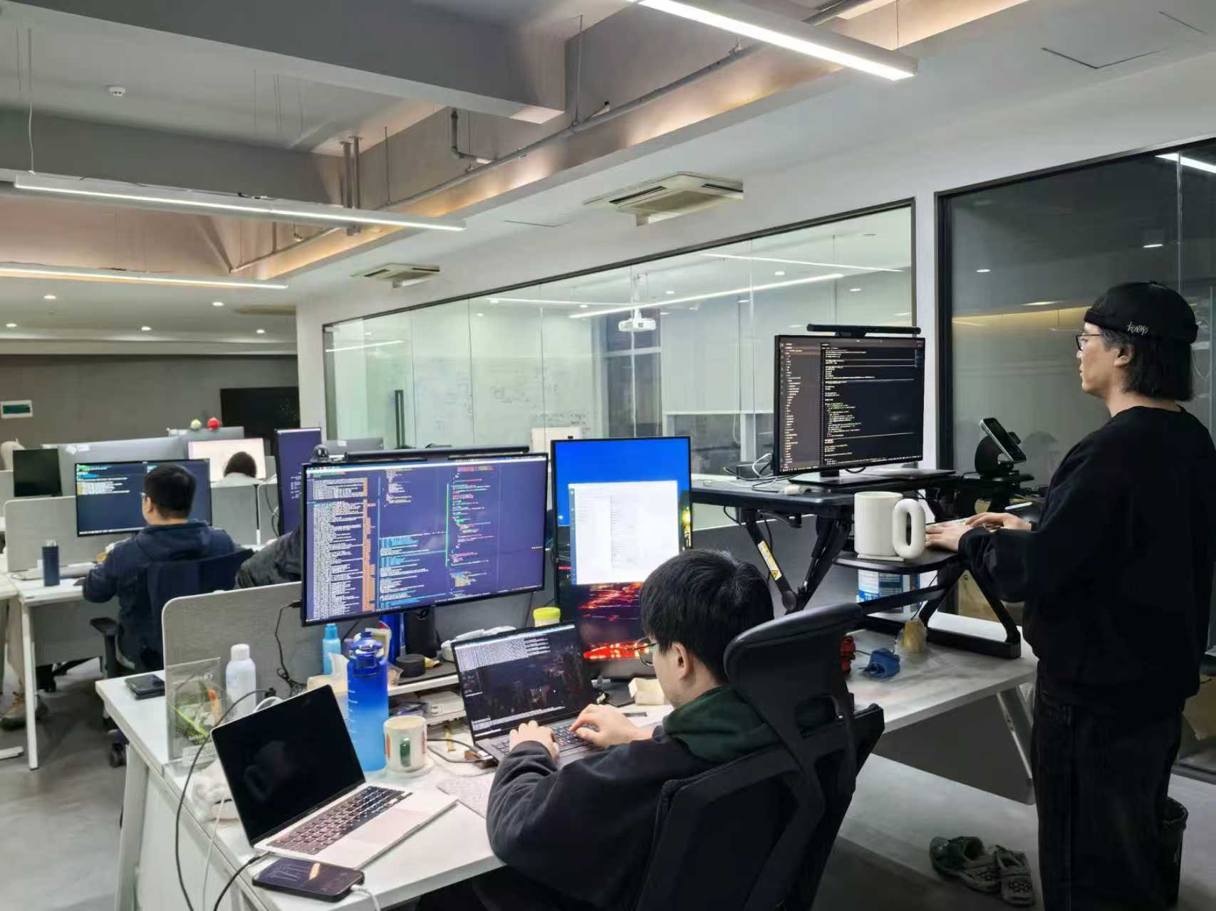 映云科技智能网联汽车基础软件总部项目落地两江新区，构筑应用软件服务新生态